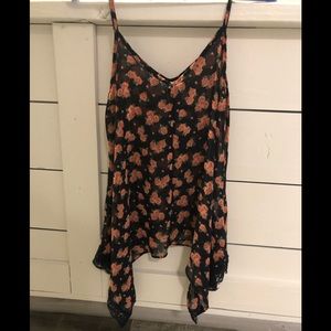 Navy floral asymmetric tank blouse✳️BOGO